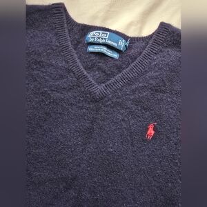 Ralph Lauren Men's V-Neck Wool Sweater in Navy